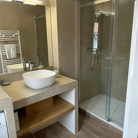 Cosy Star - Brand New Flat With Terrace Seaview Flat Ac For 4 아파트 *