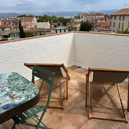 Cosy Star - Brand New Flat With Terrace Seaview Flat Ac For 4 아파트 *